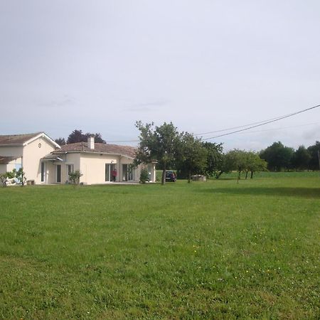 Studio + Combles Amenages Fontet Εξωτερικό φωτογραφία