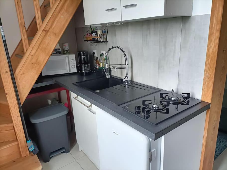 Studio + Combles Amenages Fontet Εξωτερικό φωτογραφία